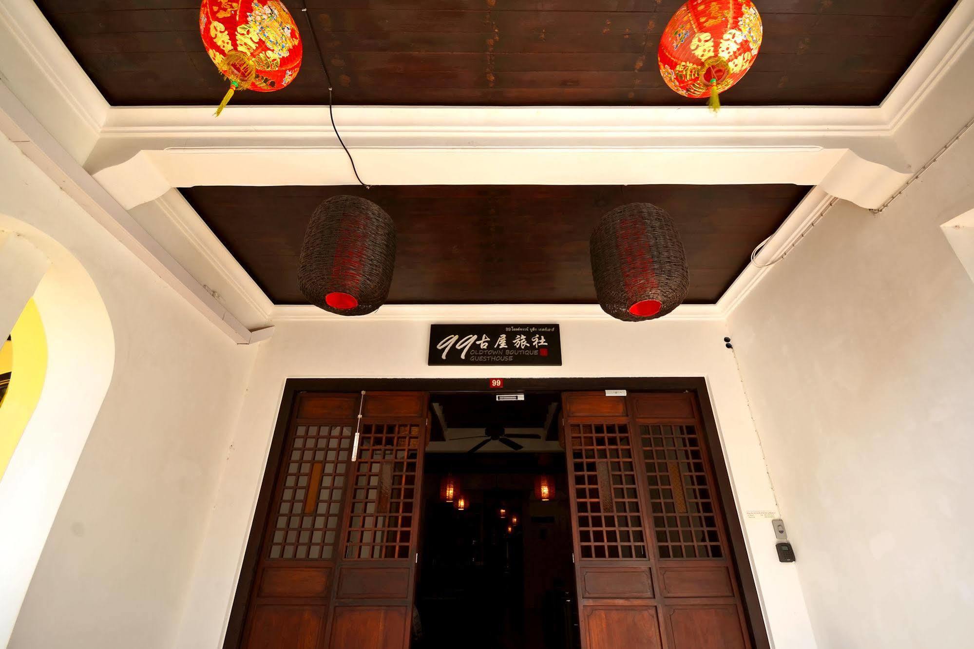 99 Oldtown Boutique Guesthouse Sha Extra Plus Phuket Екстериор снимка
